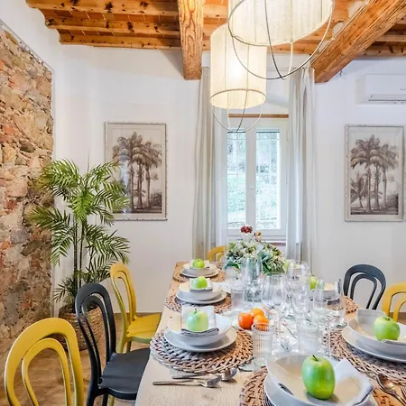 Villa Luxurious Modern In Lucca