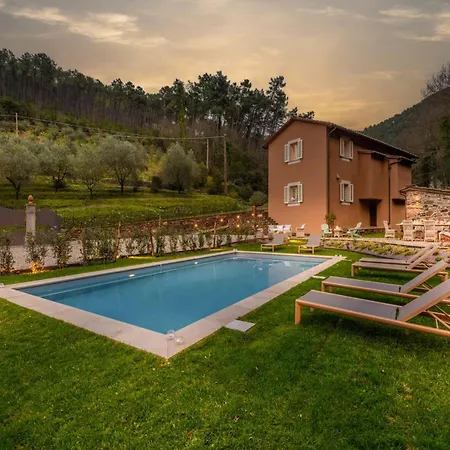 Villa Luxurious Modern In Lucca *