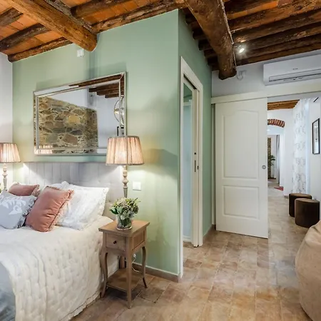 Villa In Tuscany With Private Pool *