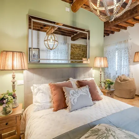 Luxurious Modern In Lucca