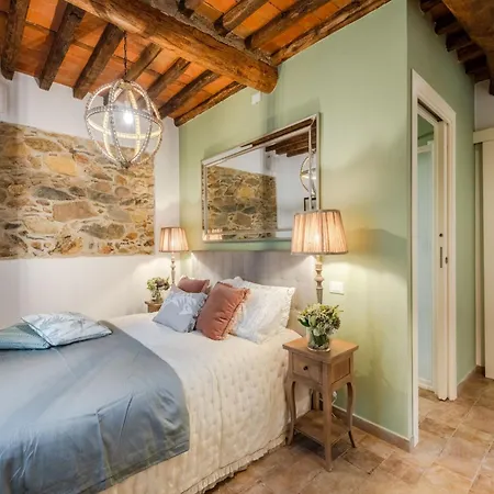 Luxurious Modern In Lucca Villa