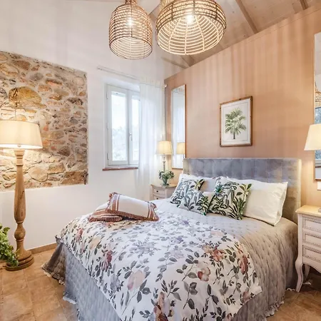Luxurious Modern In Lucca Villa *