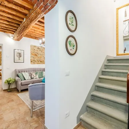 Villa In Tuscany With Private Pool