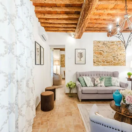 Luxurious Modern In Lucca