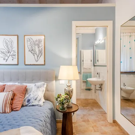 Luxurious Modern In Lucca Villa *